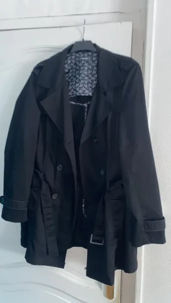 Manteau taille 46 neuve noir