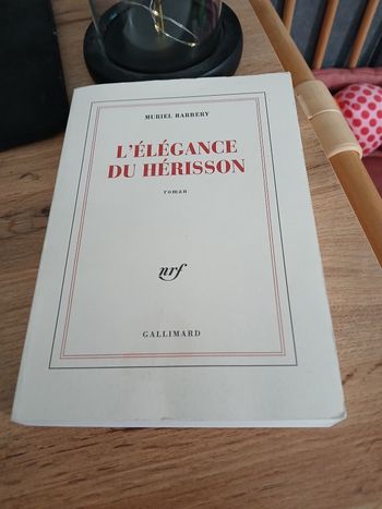LIVRE L ELEGANCE DU HERISSON DE MURIEL BARBERRY