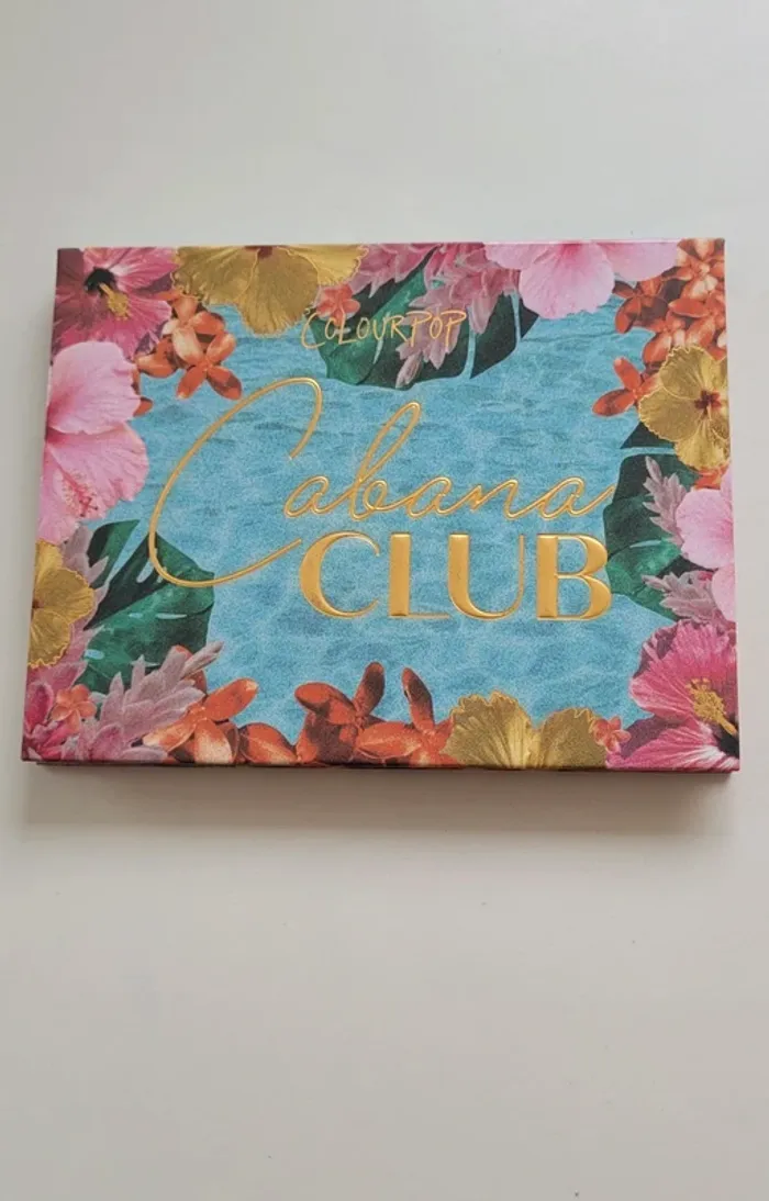 Palette cabana club