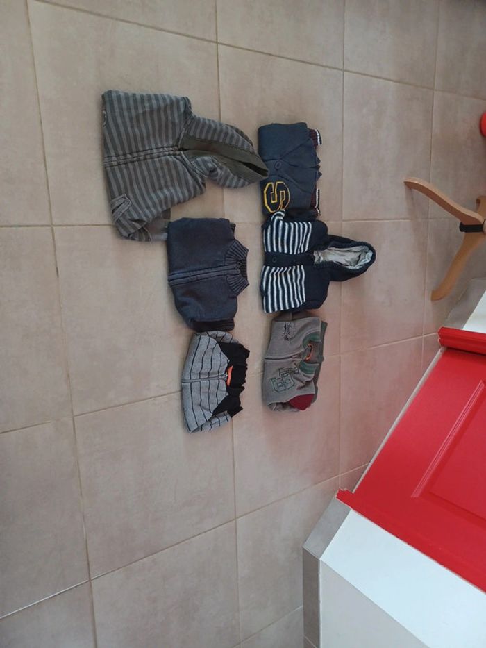 Lot de 27 vêtements d'hiver pour garçon - photo numéro 5