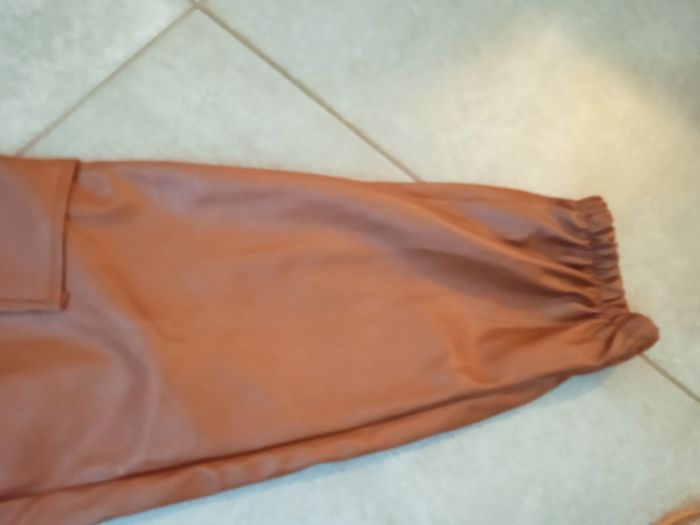 pantalon cargo simili cuir neuf étiquette achat willy z - photo numéro 6