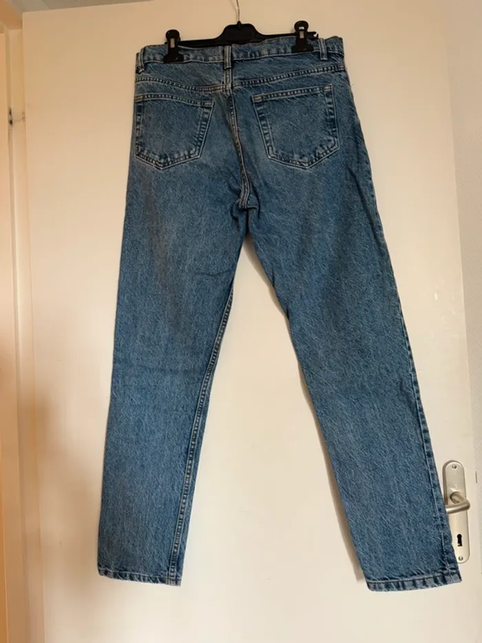 Jean mom bleu en très bon état taille 38 Zara - photo numéro 4