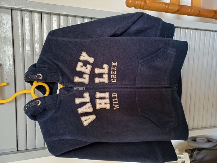 gilet zippé à capuche pour garçons Taille 4 ans