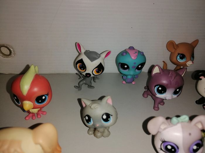 15  figurines '' littllest pet shop '' hasbro ''b2 - photo numéro 2