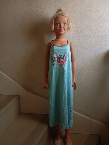 Chemise de nuit, robe d'été, de plage ou autre .  12 ans . Coton . Très bon état.