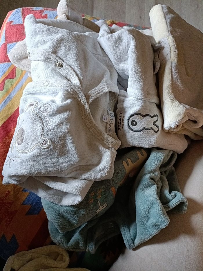 Pyjama 1 mois - photo numéro 2