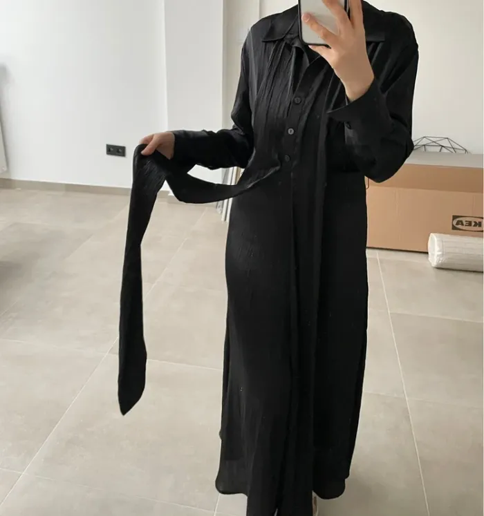 Robe satinée - photo numéro 4