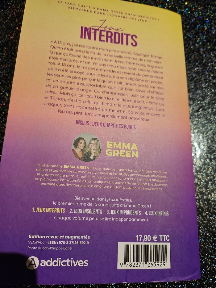 Livre Jeux interdits d'Emma Green