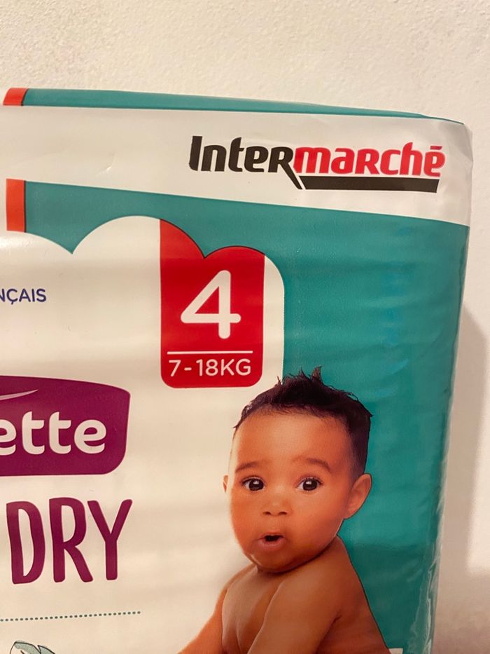 Couches Pommette x28 - 5€ Taille 4 = 7-18 kilos - photo numéro 2