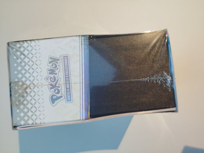 Lot de 2 : Pokémon ETB Coffret Dresseur d'élite EV8.5 Evolutions Prismatiques Neuf et scellé - photo numéro 7