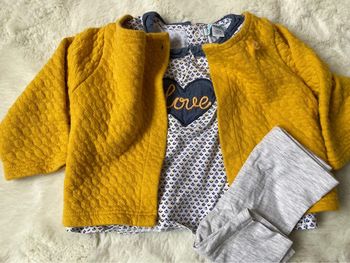 Ensemble tee-shirts + gilet Obaibi taille 6 mois