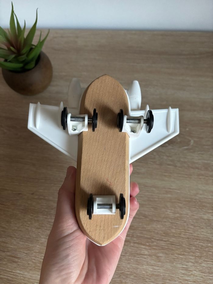 Jouet avion de voyageur en bois brio - photo numéro 5
