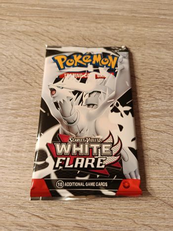 Booster Pokémon WHITE FLARE