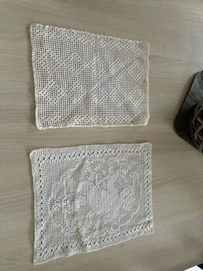 Lot 2 napperons crochet fait main