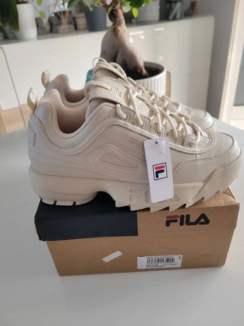 Baskets Fila neuve