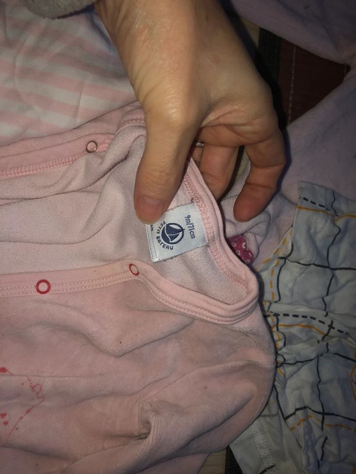 Lot vêtements bébé fille de 3 mois à 18 mois 40 pièces - photo numéro 5