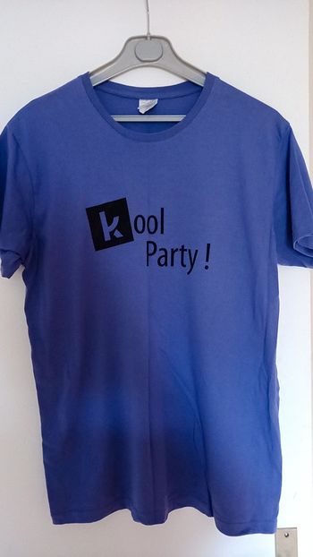 Joli T-shirt violet - Kool Party - comme neuf !- Taille 42/44