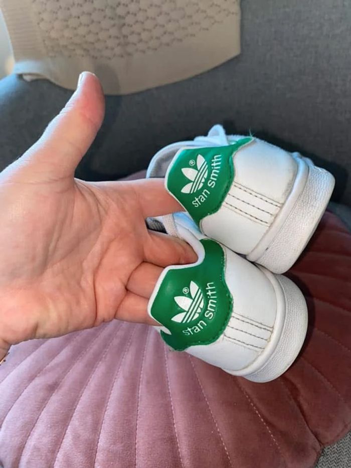 Baskets adidas taille 31.5 - photo numéro 3