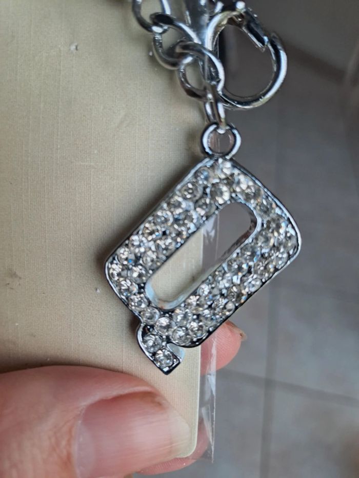 Bijou de sac ou porte clé lettre Q - photo numéro 3