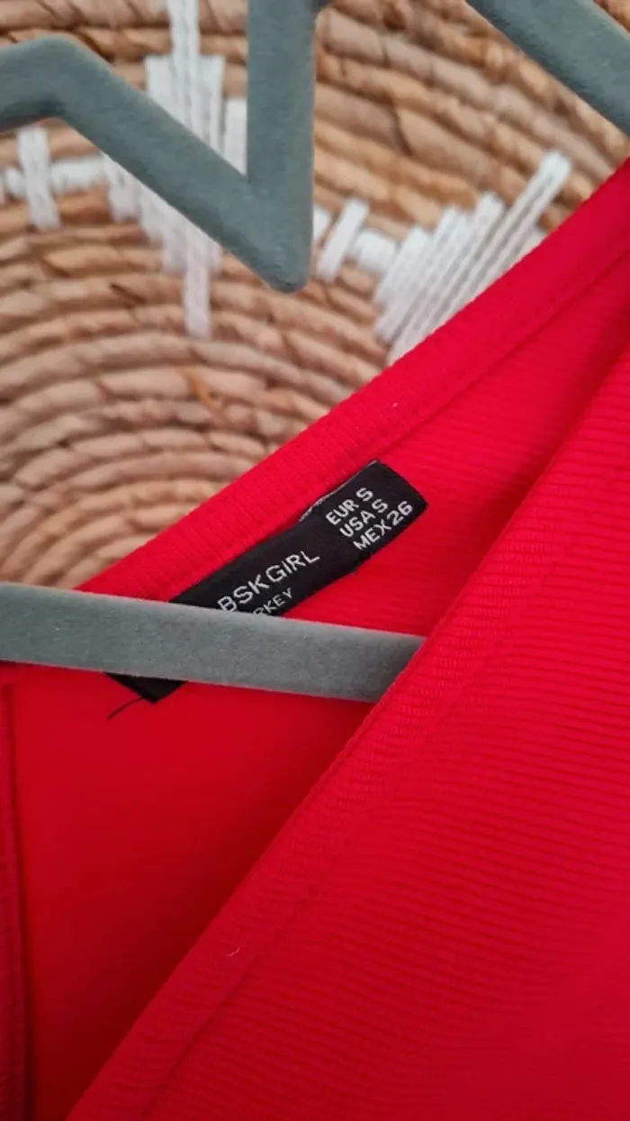 Combi short rouge - photo numéro 2