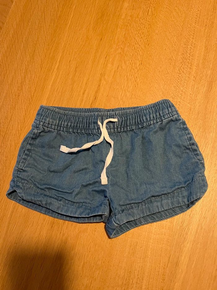 Short 2 ans