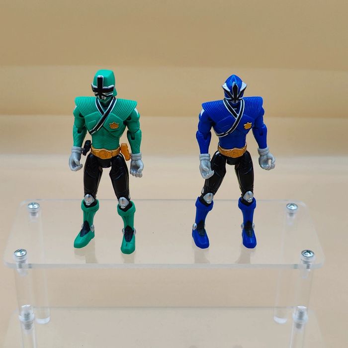 2 figurines samourai - Power rangers - photo numéro 2