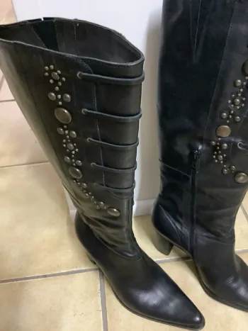 Bottes cuir. Bocage