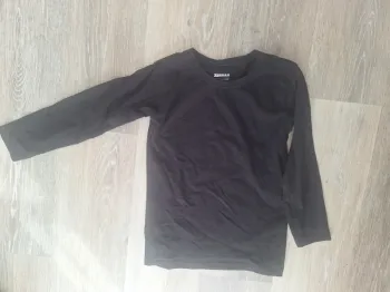 Tshit noir 4-6ans