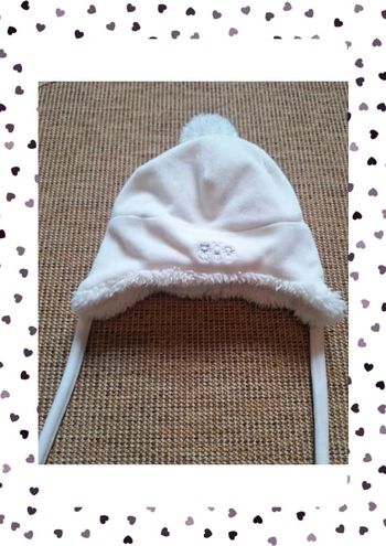Magnifique bonnet mixte comme neuf