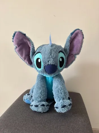 🧸 peluche Stitch- Disney Paris - très bon état - 40 cm