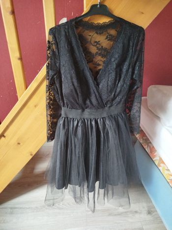 Robe dentelle noire