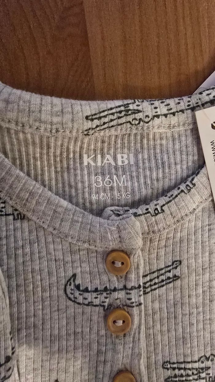 (Neufs non portés) 🏷🏷💙🤩😍 pyjamas 36 mois garçon 😍🤩💙 - photo numéro 4