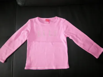 tee shirt