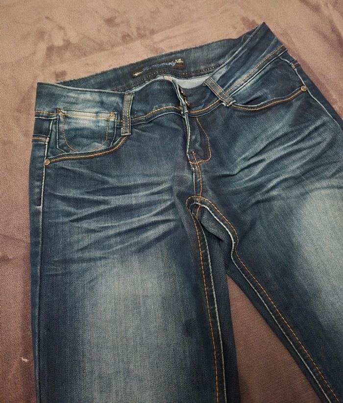 Jean taille basse - photo numéro 2