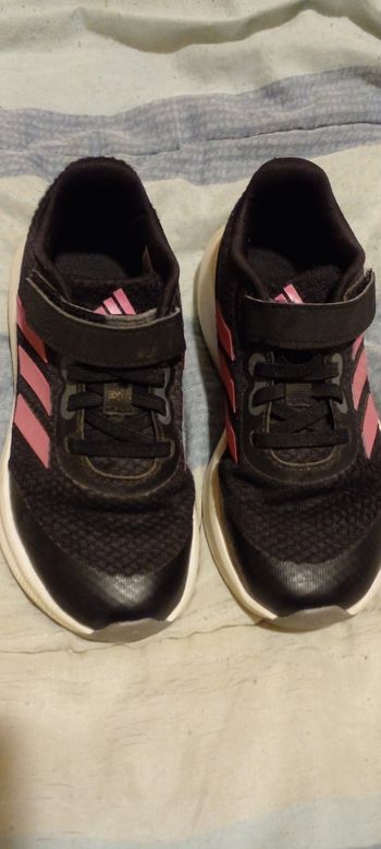 Baskets Adidas taille 31