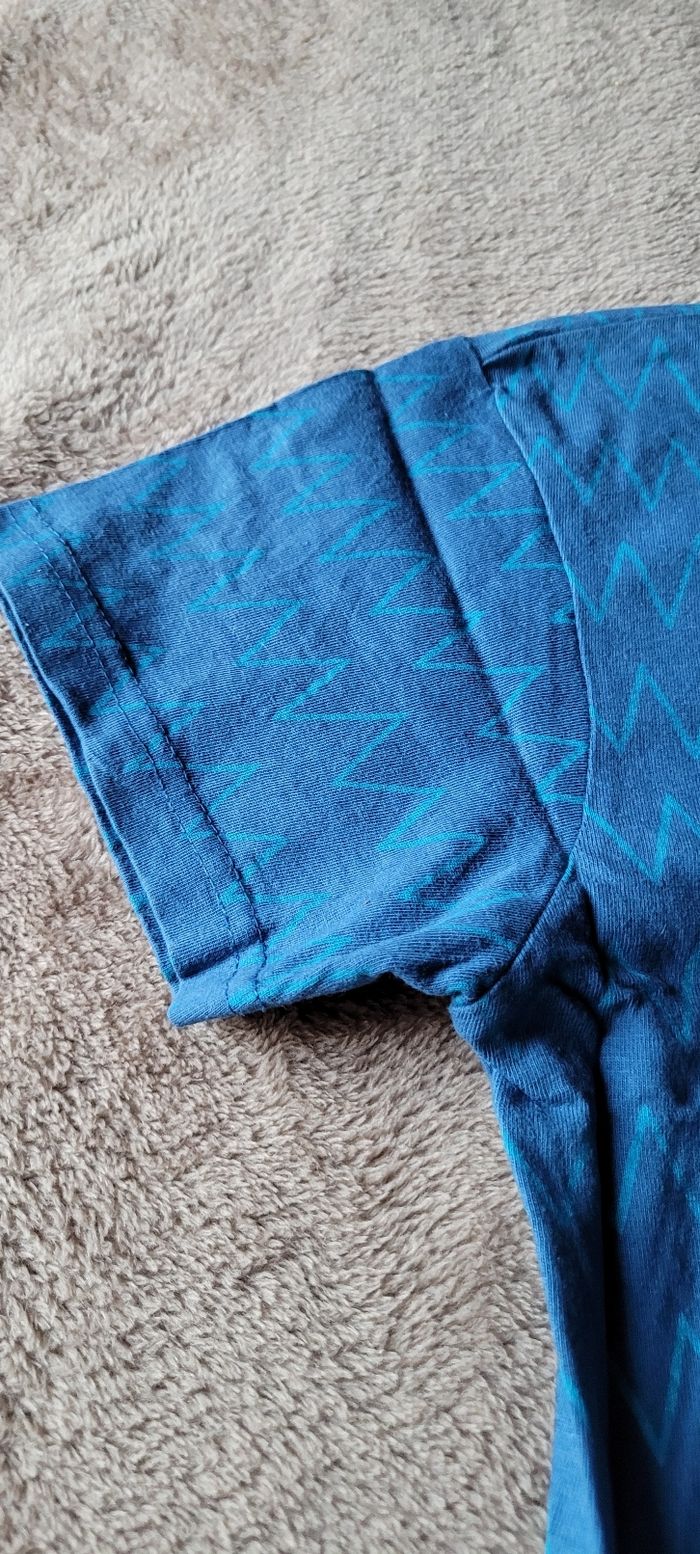 Tee-shirt - photo numéro 2