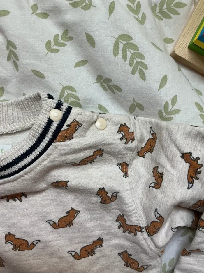 sweat col rond beige motifs renards 18 mois bout'chou - photo numéro 7