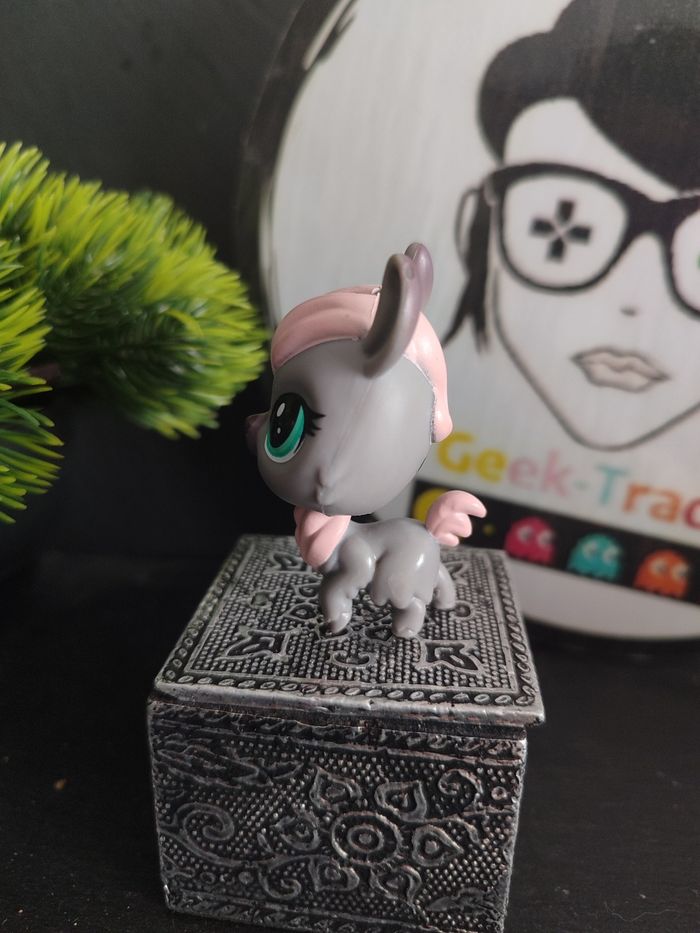 Lps00802 My Littlest Petshop Pet Shop LPS Authentic Hasbro Lama Lama 176 - photo numéro 5