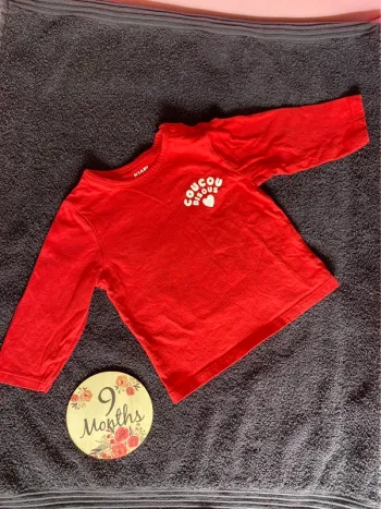 Tee shirt rouge Kiabi 9 mois