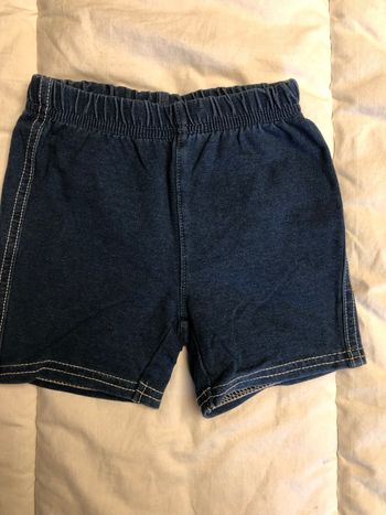 Short 12 mois bon état