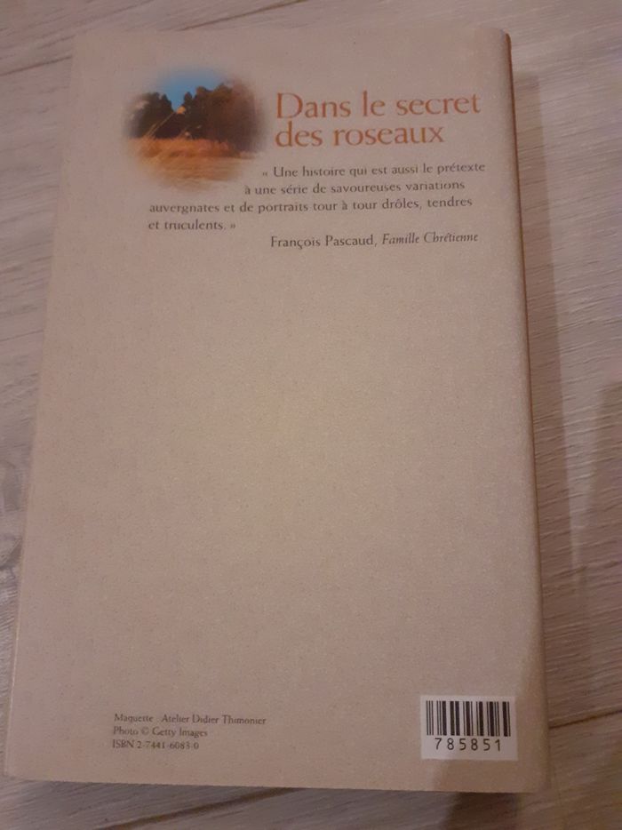 Roman dans le secret des roseaux de jean anglade - photo numéro 2
