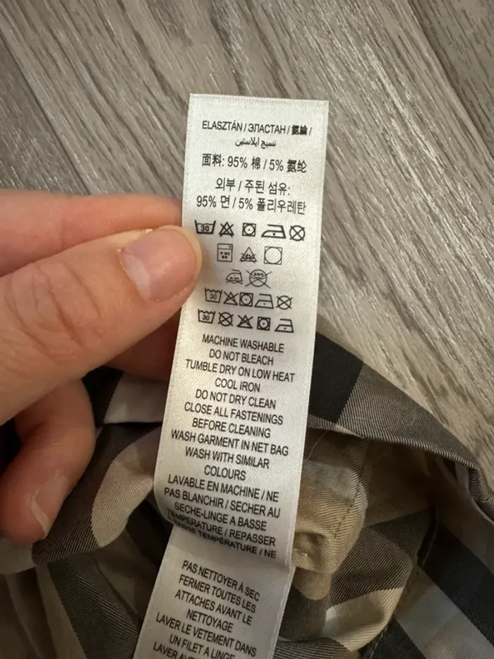 Robe chemise burberry neuf jamais porté - photo numéro 7