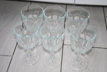 6 verres à pied a vin 31 cl CALICE coté table