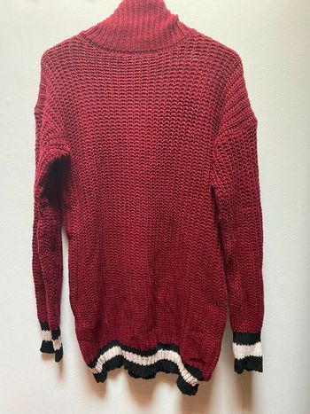 Pull rouge à col roulé