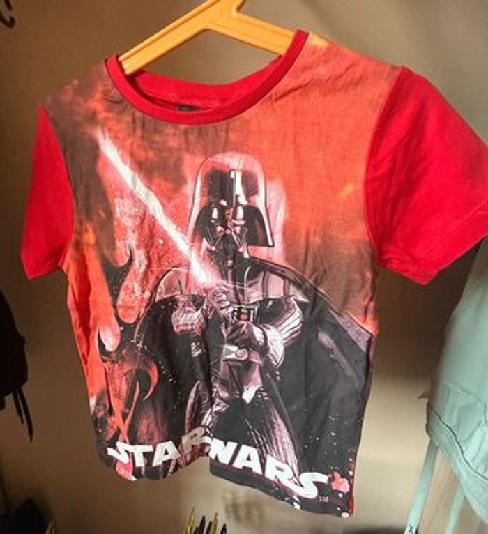 TEE shirt Star Wars 4 ans