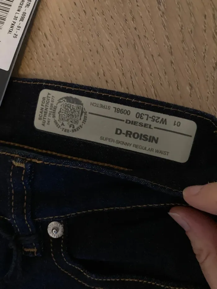 Diesel roisin jean super skinny regular waist couleur brut bleu foncé - photo numéro 2