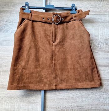 Jupe aspect daim / suédine.