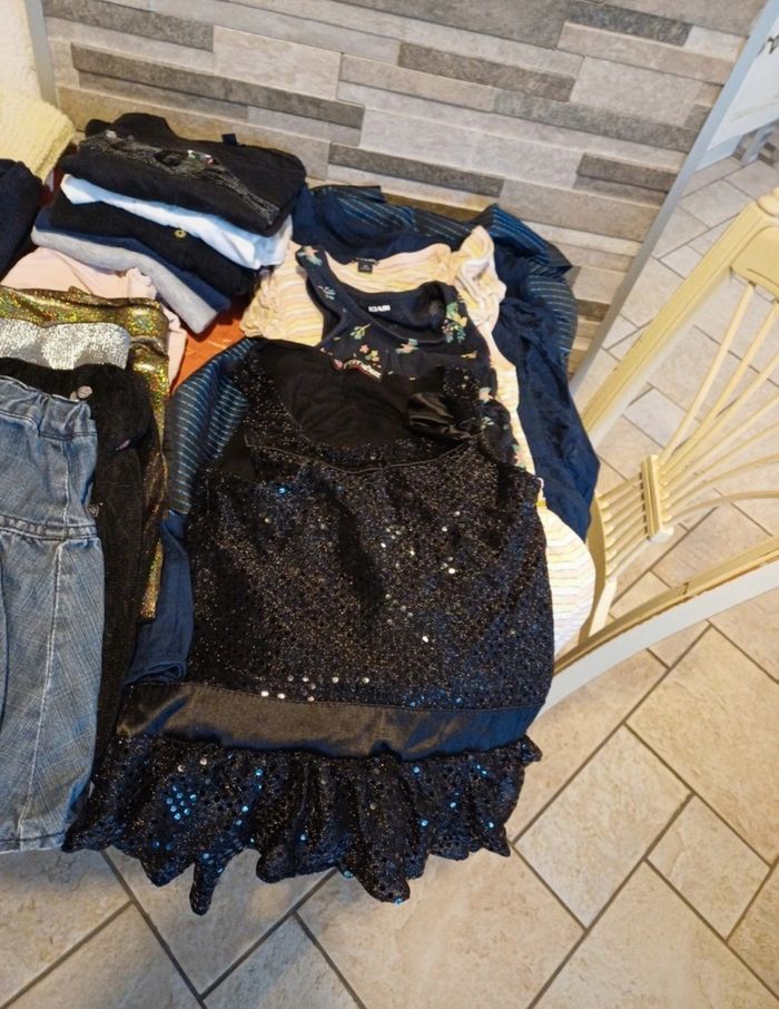 Lot de vêtements fille taille 6 ans - photo numéro 4