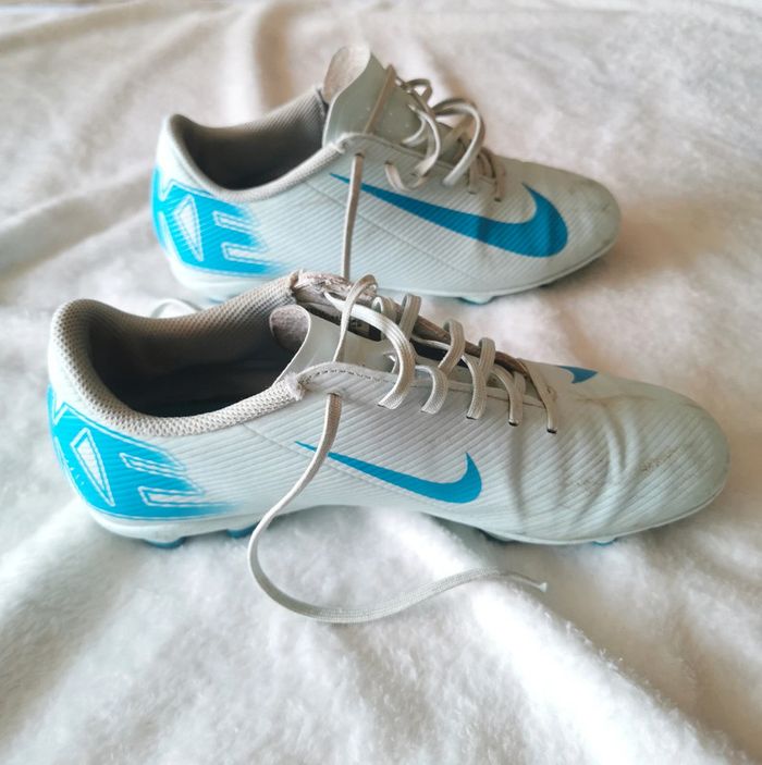 Chaussures de foot - photo numéro 3