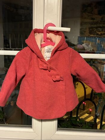 Manteau chaud à capuche taille 18 mois Vertbaudet